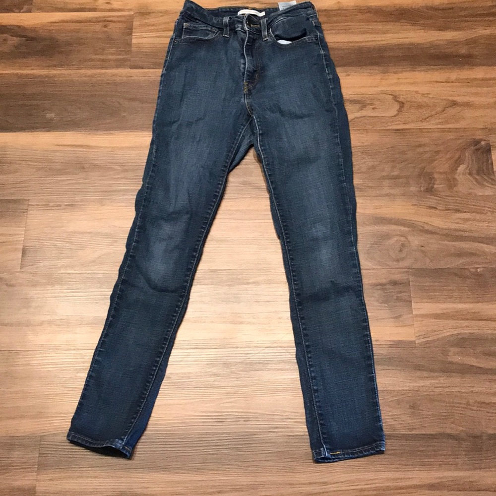 Jeans - Picture 1 of 5